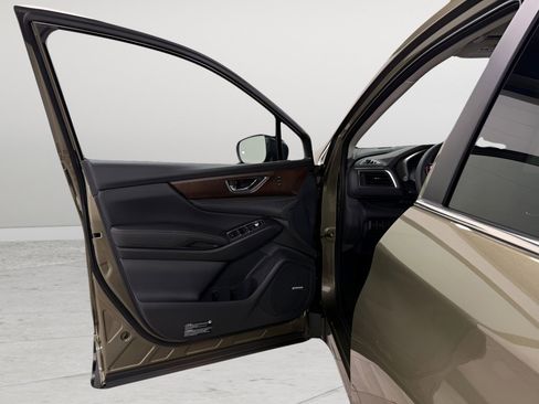 New 2025 Subaru Ascent Touring w/ Popular Package #2 image 21