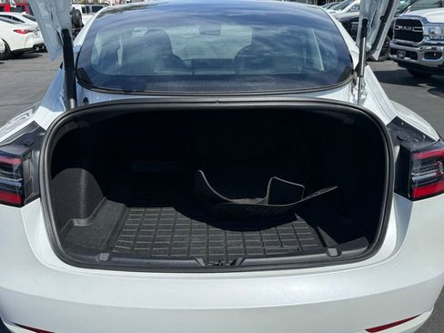 Used 2023 Tesla Model 3 Standard Range image 13