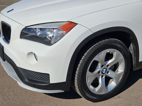 Used 2015 BMW X1 sDrive28i RWD image 11