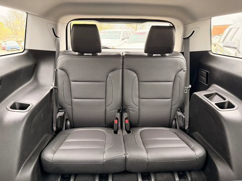 Used 2019 GMC Acadia SLT FWD image 25