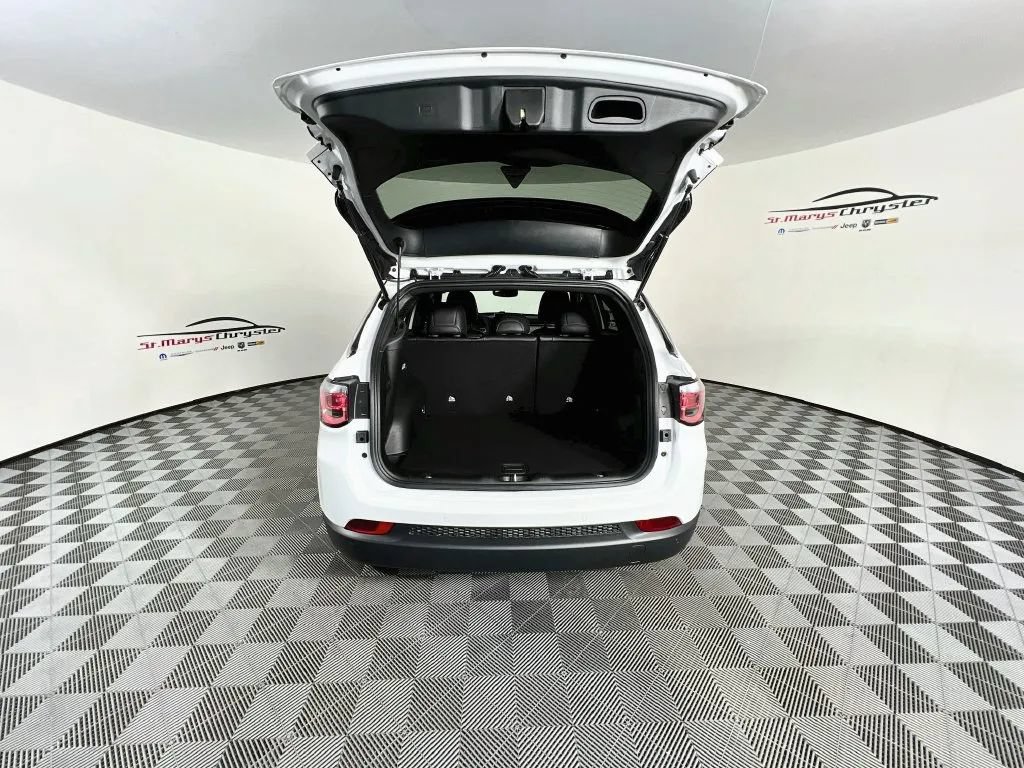 New 2026 Jeep Compass Limited AWD/4WD image 25