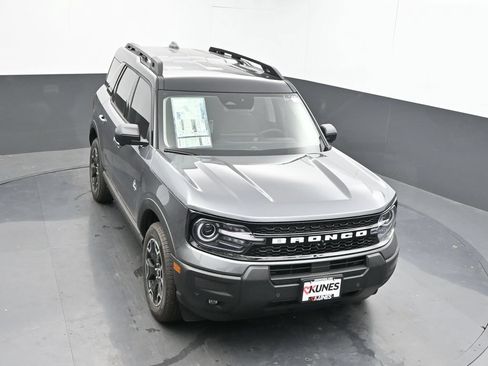 New 2025 Ford Bronco Sport Outer Banks w/ Outer Banks Tech Package+ AWD/4WD image 37