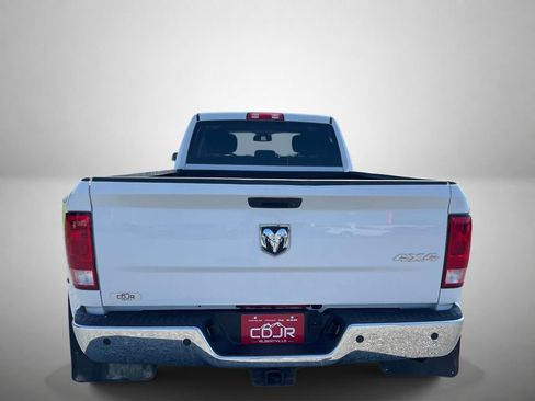 Used 2018 RAM 3500 Tradesman w/ Chrome Appearance Group AWD/4WD image 4