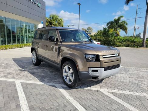New 2025 Land Rover Defender 110 S AWD/4WD image 7
