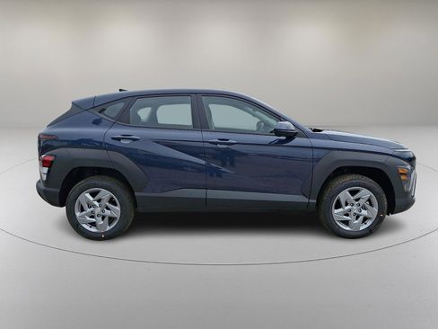 New 2026 Hyundai Kona SE image 8