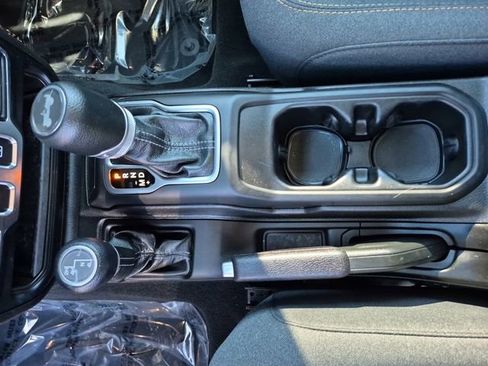 Used 2024 Jeep Wrangler Sport S image 24