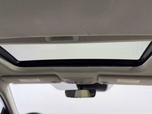 Used 2020 Honda Civic Touring image 17