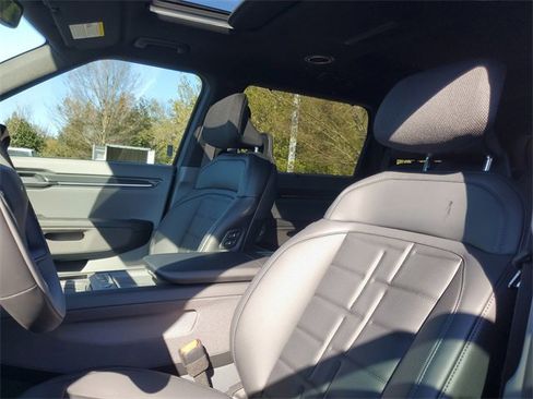 New 2026 Kia EV9 Land w/ Nightfall Edition Package image 15