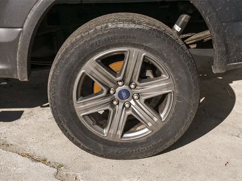 Used 2019 Ford F150 XLT w/ Equipment Group 302A Luxury image 6