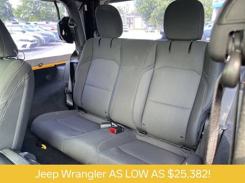 Used 2021 Jeep Wrangler Sport AWD/4WD image 26