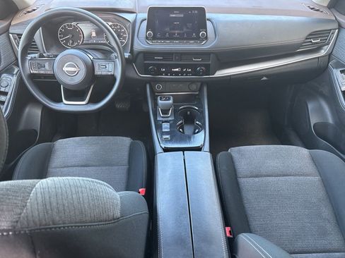 Used 2023 Nissan Rogue SV FWD image 12