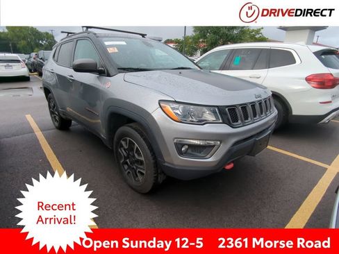 Used 2019 Jeep Compass Trailhawk w/ Leather Interior Group AWD/4WD image 1