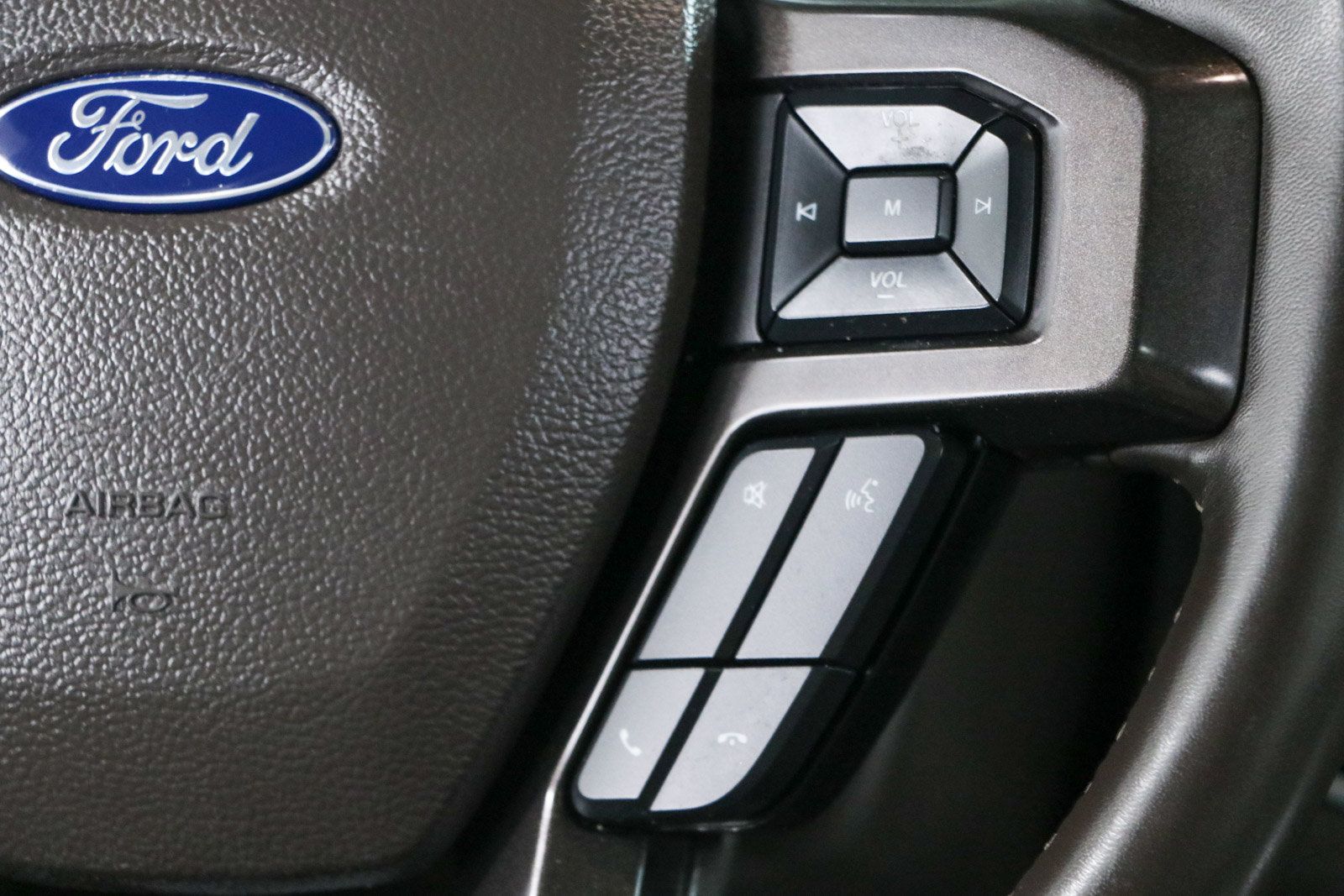Used 2021 Ford Expedition Limited AWD/4WD image 15