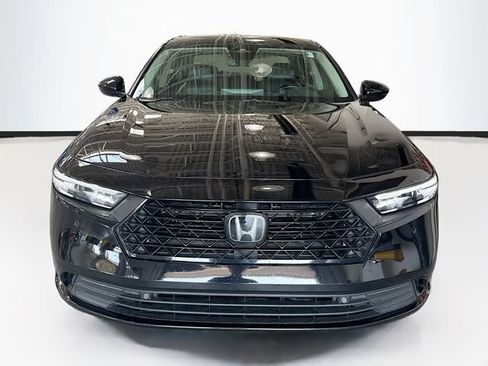 Used 2025 Honda Accord EX-L image 4