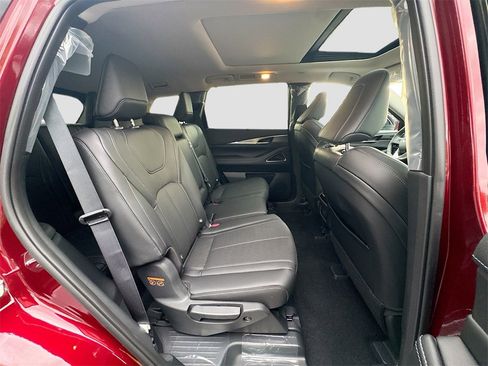 Used 2026 INFINITI QX60 Luxe w/ Cargo Package image 31