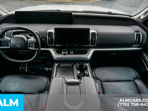 Used 2025 Ford Expedition Max Platinum AWD/4WD image 30