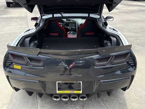 Used 2016 Chevrolet Corvette Stingray Coupe w/ 2LT Preferred Equipment Group RWD image 29