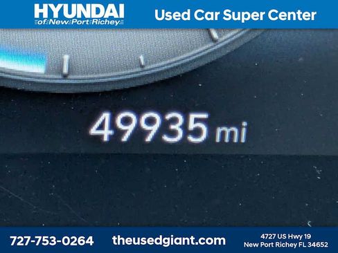 Used 2023 Hyundai Elantra SEL w/ Convenience Package FWD image 30