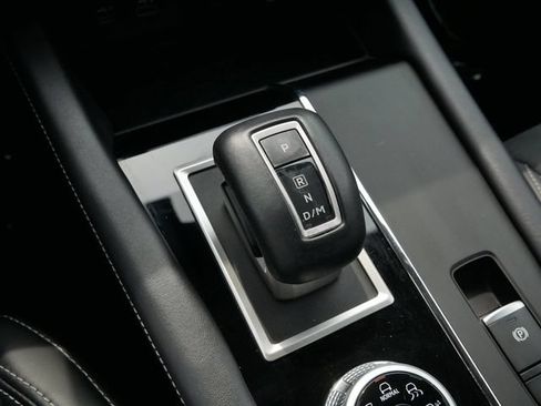 Used 2024 Mitsubishi Outlander SE AWD/4WD image 22