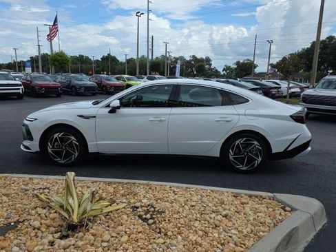 Certified 2026 Hyundai Sonata SEL FWD image 14