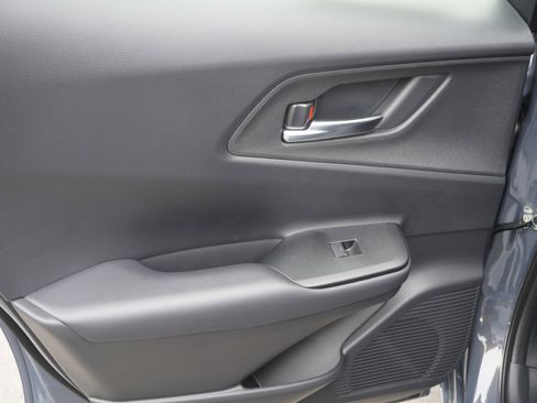New 2026 Toyota Prius Plug-In Hybrid FWD image 13