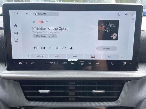 New 2026 Ford Explorer ST-Line image 25