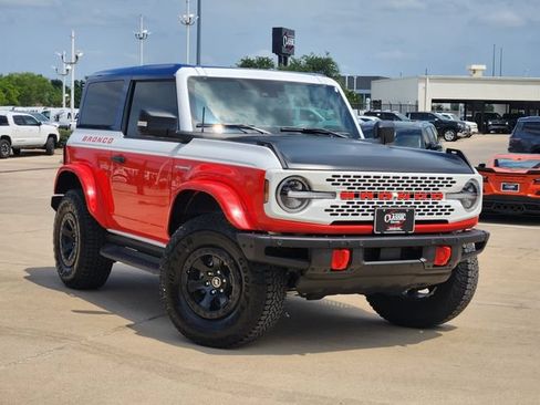 Used 2025 Ford Bronco Stroppe Edition AWD/4WD image 2