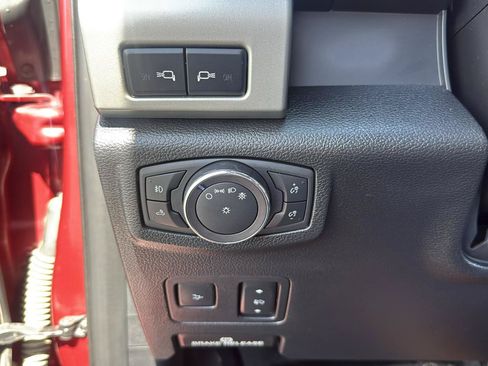 Used 2019 Ford F350 Lariat w/ Lariat Ultimate Package AWD/4WD image 22