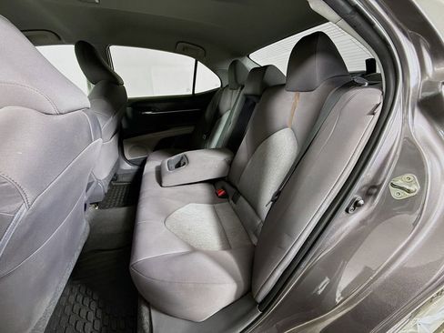 Used 2020 Toyota Camry LE image 24