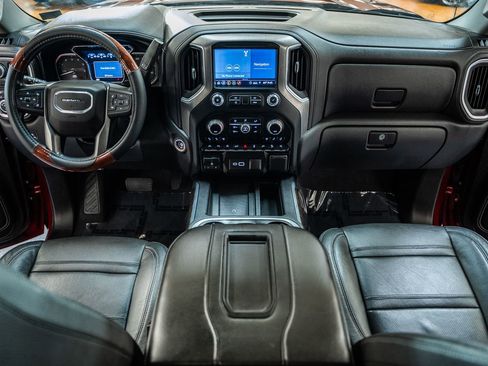 Used 2019 GMC Sierra 1500 Denali w/ Denali Ultimate Package AWD/4WD image 30