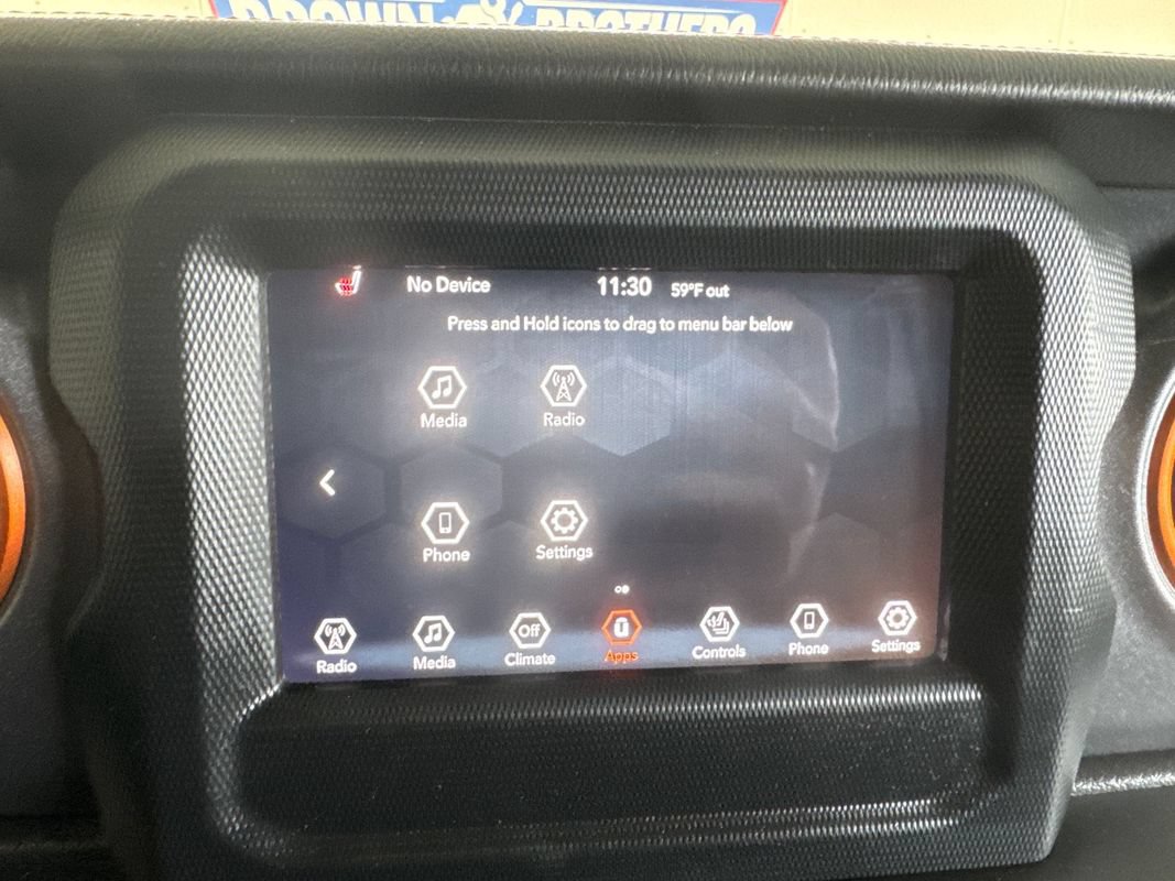 Used 2021 Jeep Gladiator Mojave w/ LED Lighting Group AWD/4WD image 18