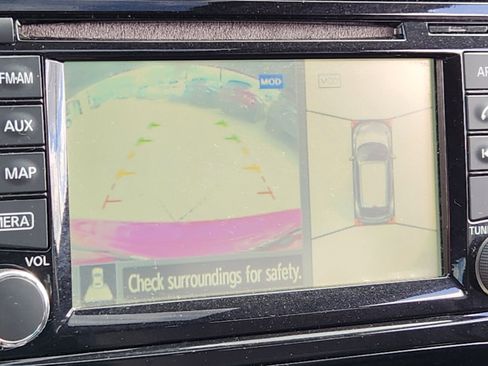 Used 2015 Nissan Juke SV w/ Technology Package image 17