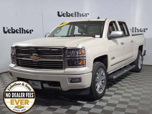 Used 2014 Chevrolet Silverado 1500 High Country w/ High Country Premium Package AWD/4WD image 3