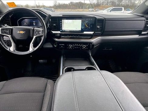 Used 2024 Chevrolet Silverado 3500 LT w/ Convenience Package image 8