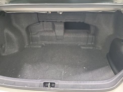 Used 2017 Toyota Camry LE image 26