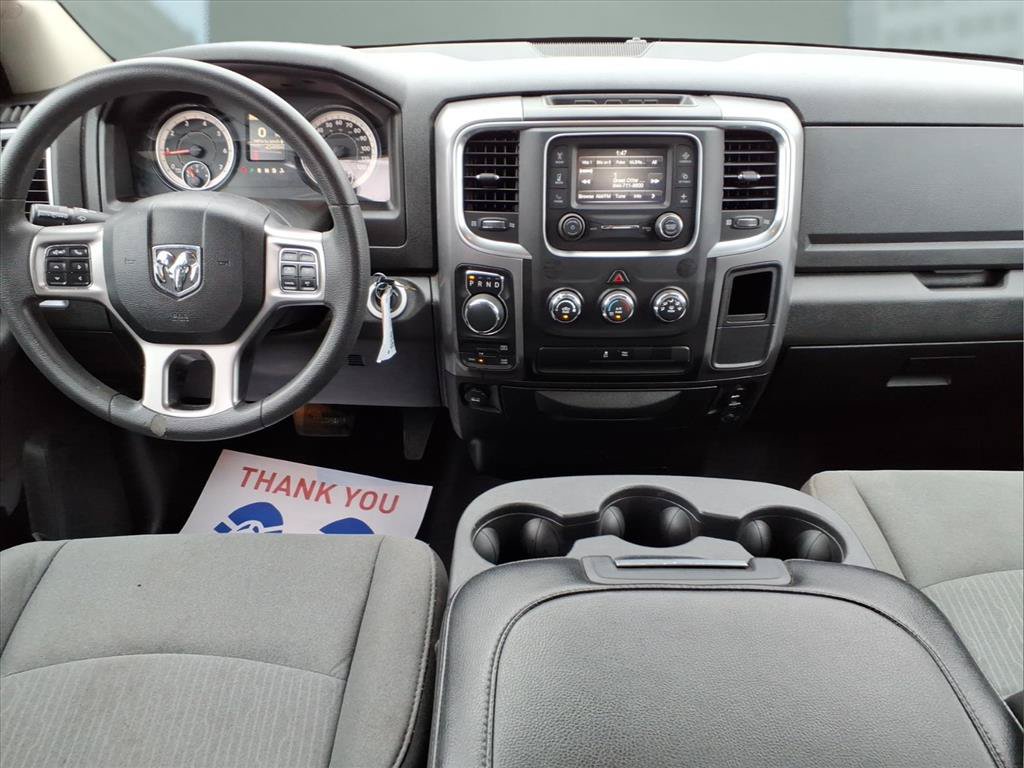 Used 2024 RAM 1500 Classic SLT AWD/4WD image 18