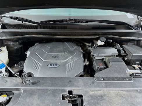 Used 2019 Kia Sedona EX image 33