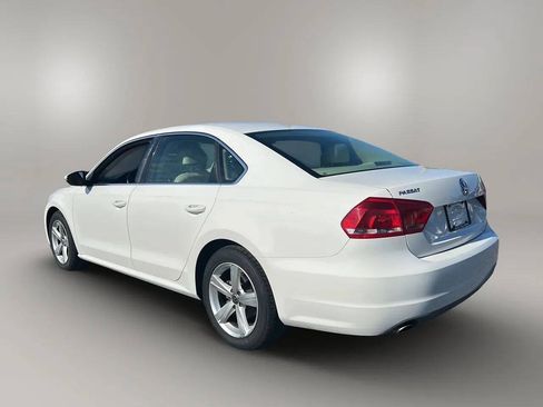 Used 2012 Volkswagen Passat 2.5 SE FWD image 5