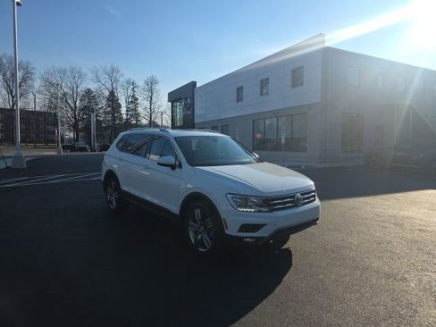 Used 2021 Volkswagen Tiguan SEL image 10