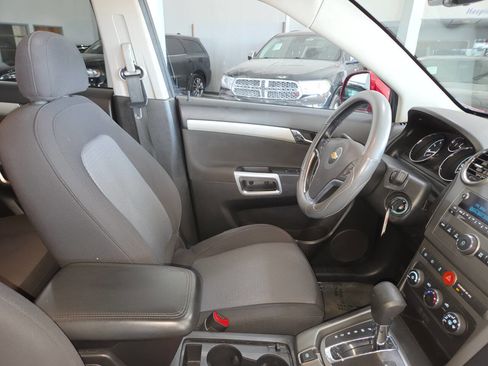 Used 2012 Chevrolet Captiva Sport LT FWD image 28