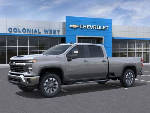 New 2026 Chevrolet Silverado 3500 LT image 2