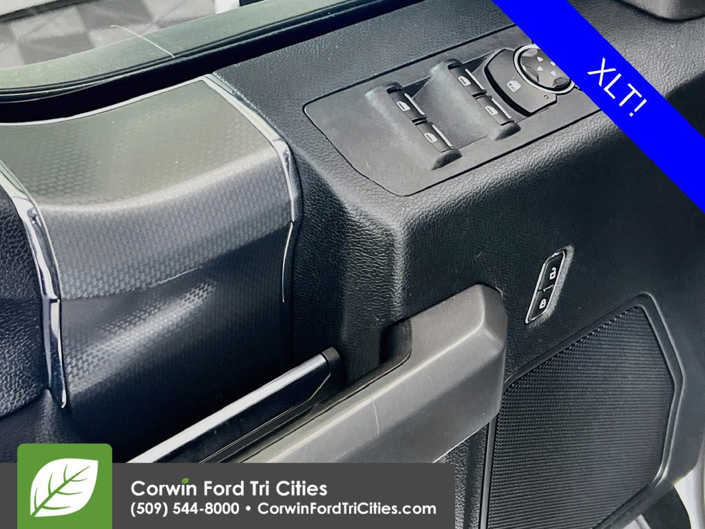 Used 2016 Ford F150 XLT w/ Equipment Group 302A Luxury AWD/4WD image 12