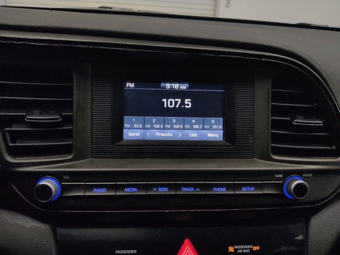 Used 2019 Hyundai Elantra SE w/ Cargo Package image 25