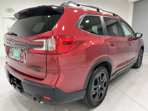 Certified 2024 Subaru Ascent Onyx Edition image 8