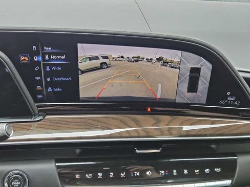 Used 2023 Cadillac Escalade Sport Platinum w/ Heavy-Duty Trailer Package image 18