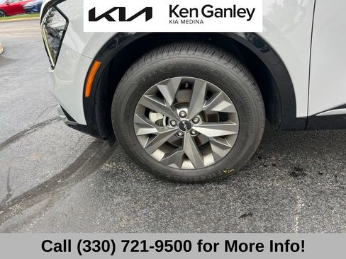 Certified 2023 Kia Sportage SX AWD/4WD image 17