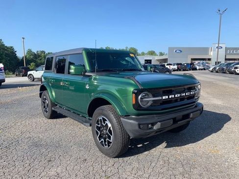 Certified 2024 Ford Bronco Outer Banks AWD/4WD image 2