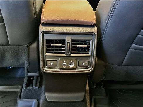 Used 2026 Subaru Forester Touring AWD/4WD image 24