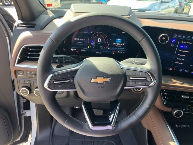 Used 2026 Chevrolet Tahoe High Country AWD/4WD image 19