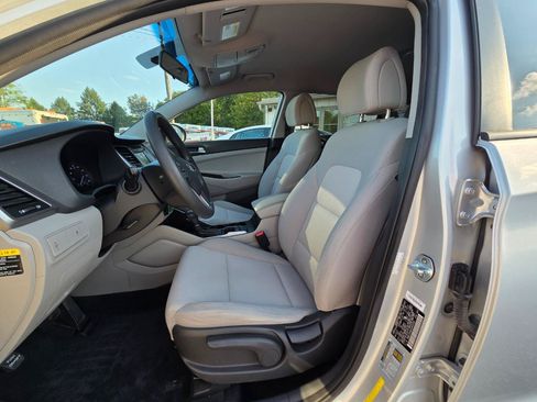 Used 2018 Hyundai Tucson SE FWD image 17